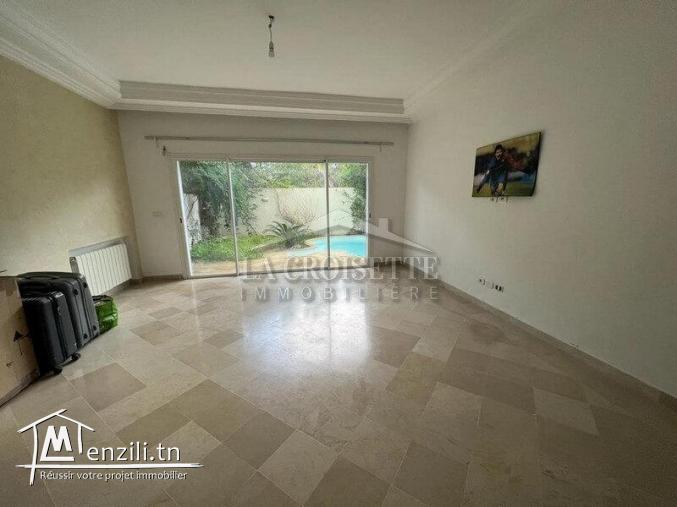 Villa S4 avec piscine a louer  à Gammarth