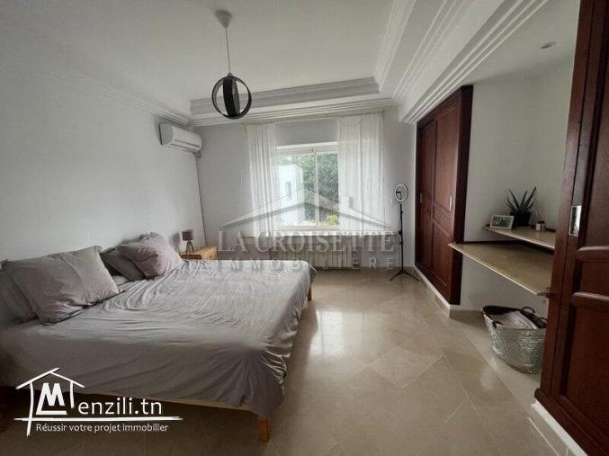 Villa S4 avec piscine a louer  à Gammarth