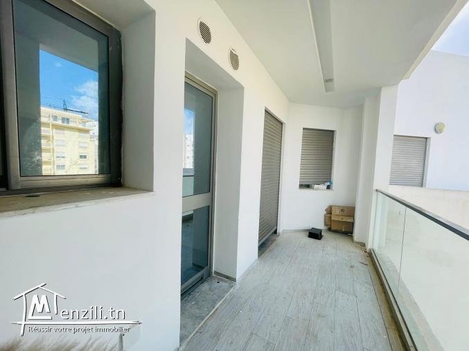 a louer luxueux s+3 menzah 9c