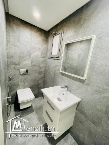 a louer luxueux s+3 menzah 9c