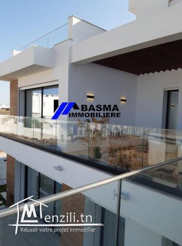 une magnifique villa haut standing s+4 à louer à Hergla