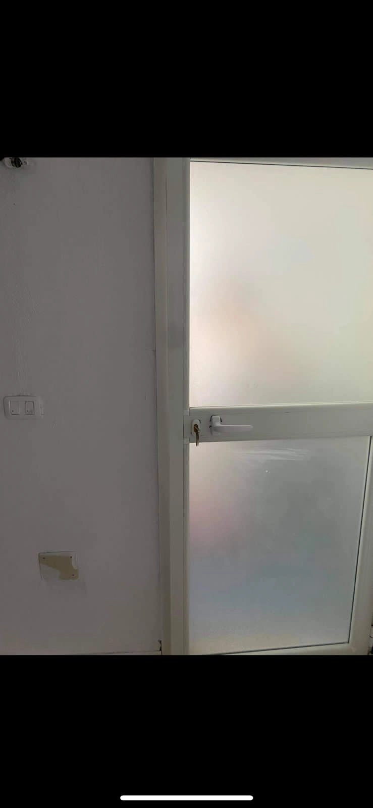 Description A louer studio S+0 + parking de voiture à Jardins d’El Menzah 1