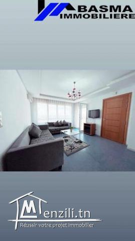 un appartement à Corniche à louer