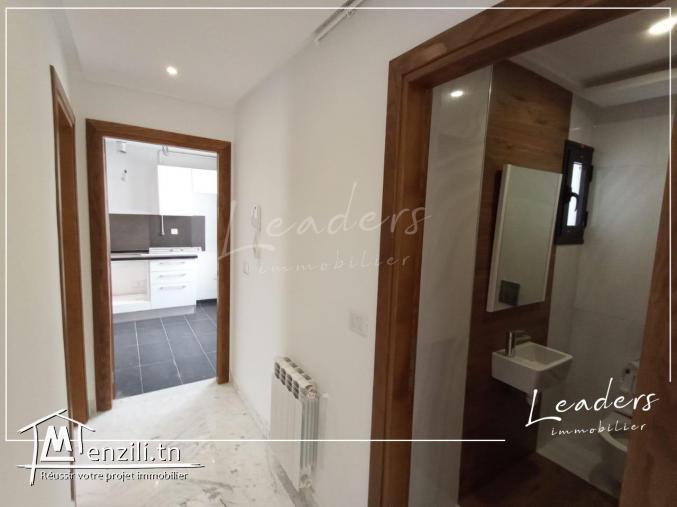 A vendre un appartement  de haut standing , situé à hammamet nord .