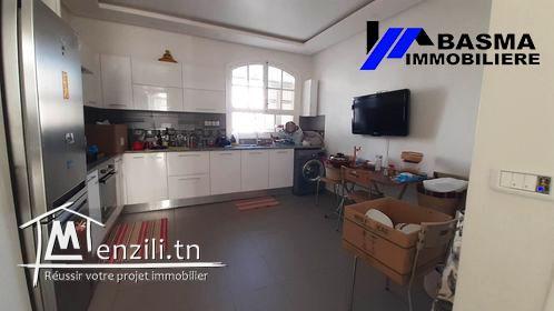 Un étage de villa S+3 à louer à Hammem Sousse