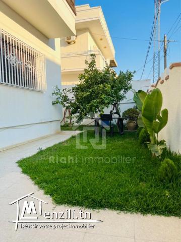 A vendre villa S5 a rades med ali