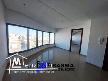 Un bureau A+2 à louer à Menchiya