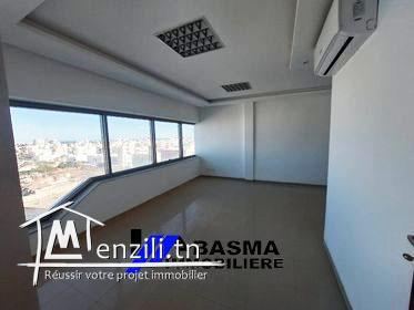 Un bureau A+2 à louer à Menchiya