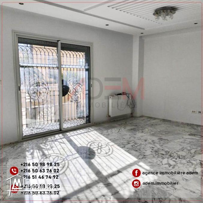 RDC S3 avec place parking à Kantaoui