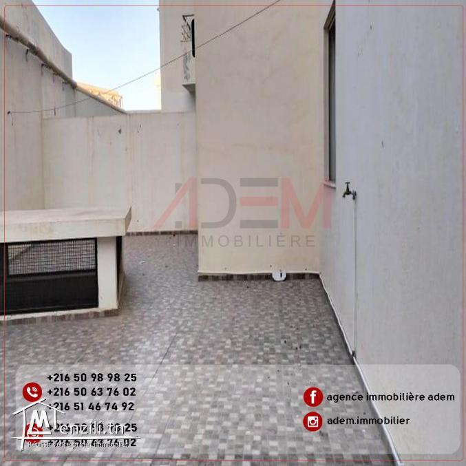 RDC S3 avec place parking à Kantaoui