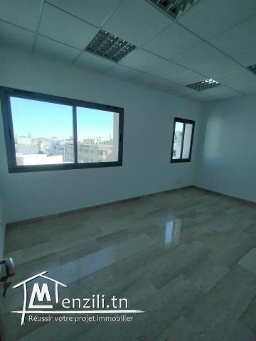 bureau  a louer au lac 1