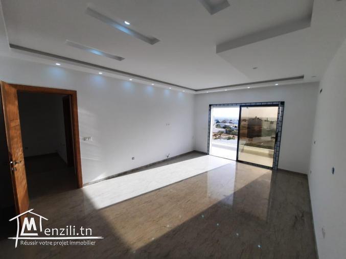 une belle villa avec une vue mer imprenable