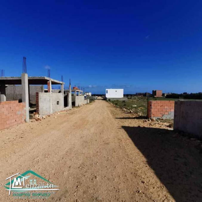 VT776Terrain d’habitation à 500 mètres de plage Kerkouene
