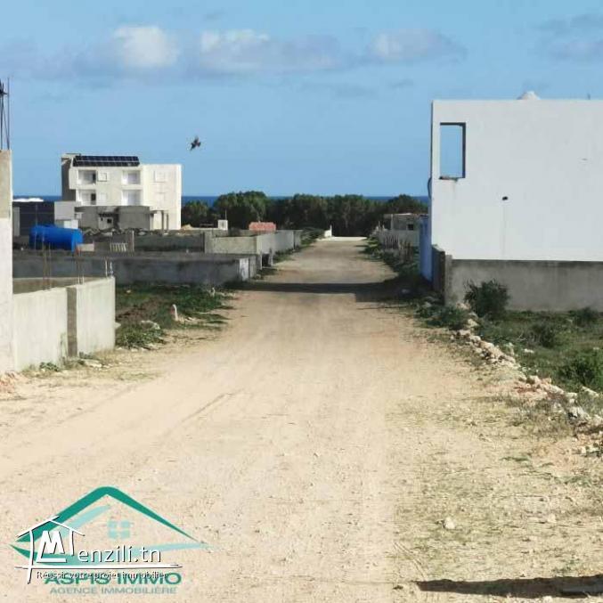 VT776Terrain d’habitation à 500 mètres de plage Kerkouene