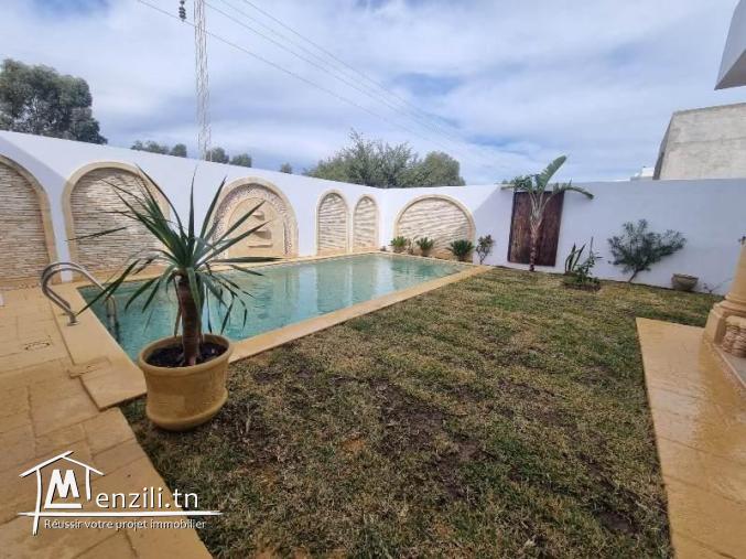 Villa NADA (Réf: V621)