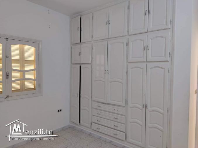 طابق علوي مستقل موصفات جيدة