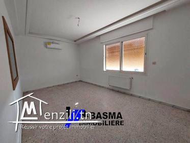 à louer un appartement s+3 à khzema