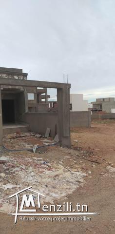 une maison indépendante vue sur mer en cours du finition à el Haouaria la grotte