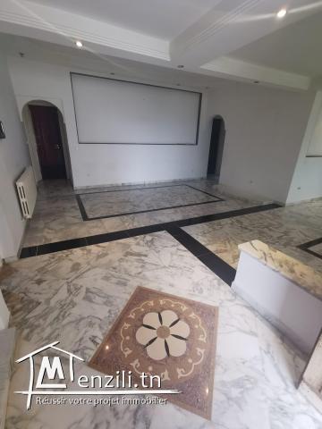 étage de villa a louer cité el fawez