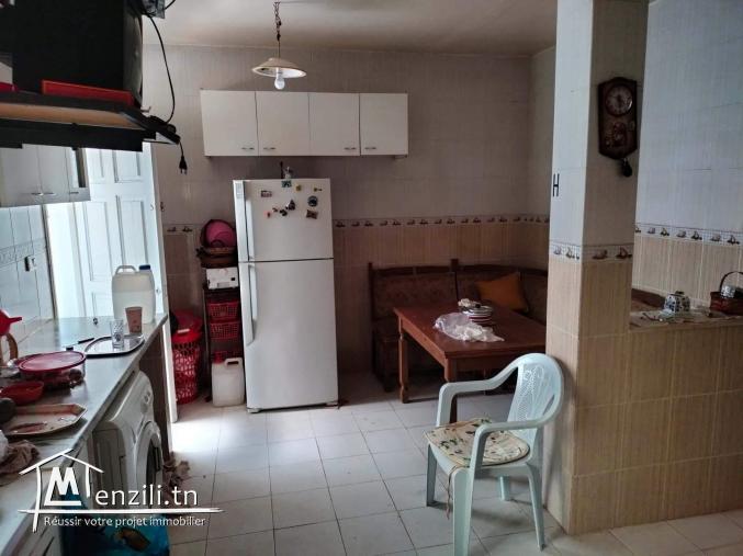 دار للبيع zone industrielle ksar said