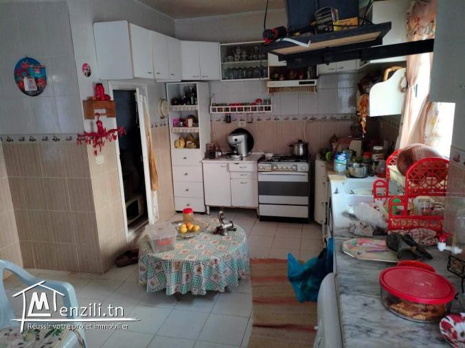 دار للبيع zone industrielle ksar said