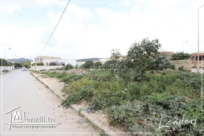A_VENDRE un Terrain à Cité ghazela