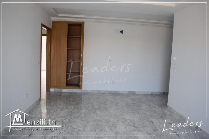 A_VENDRE un S+3 à Jardin de Carthage