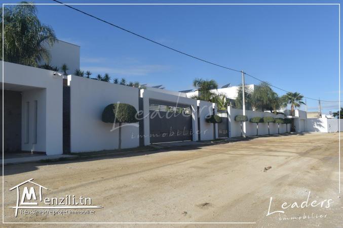 A_VENDRE  un beau terrain à la nouvelle Soukra