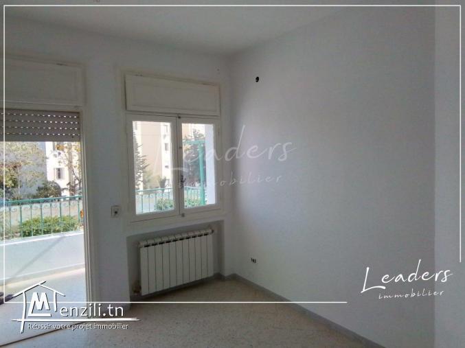 A_VENDRE  un appartement S+2 au 1ér étage à Borj louzir