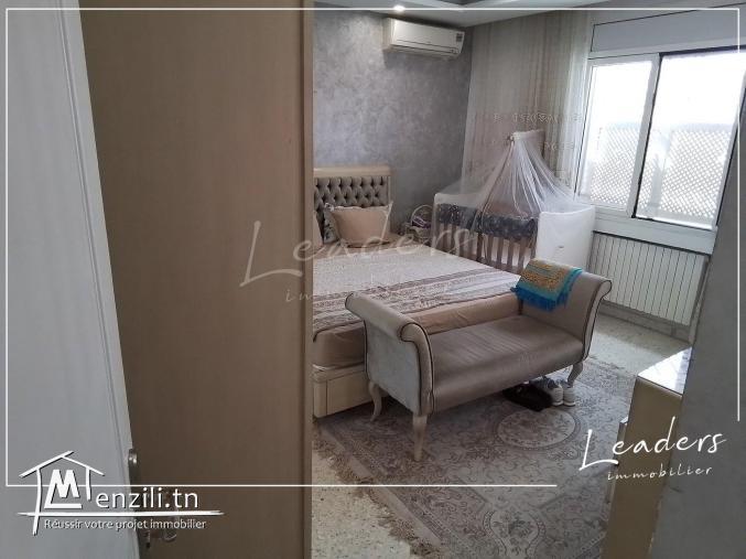 A_VENDRE un appartement S+3 à Cité ghazela