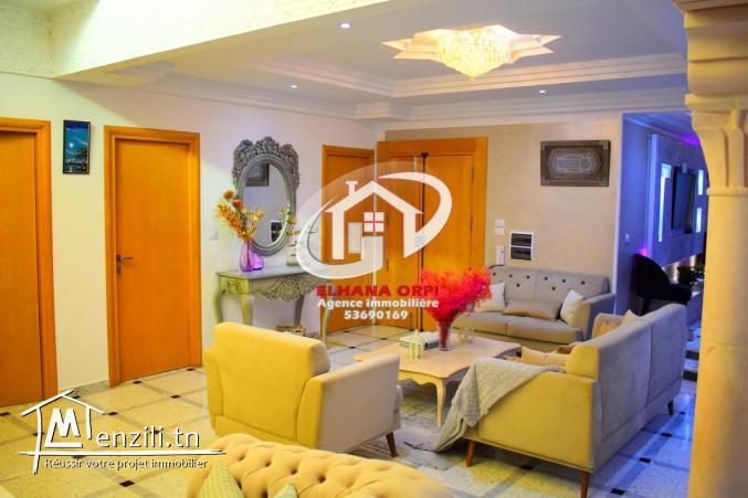 maison +2 locaux commerciaux à vendre à hiboune