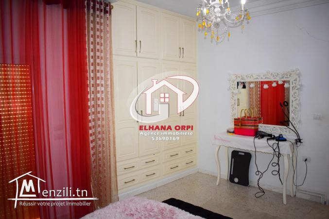 maison +2 locaux commerciaux à vendre à hiboune