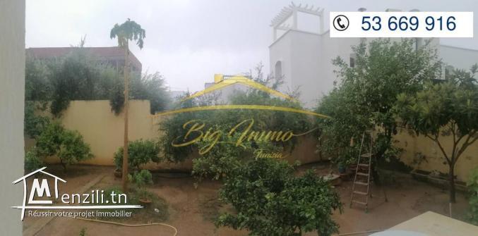 Spacieux RDC Avec grand jardin à khzema ouest