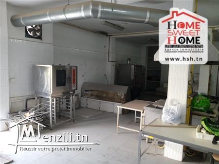 Dépôt Béatrice à Louer à Chotrana