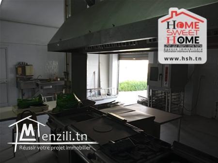 Dépôt Béatrice à Louer à Chotrana