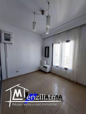 Un bureau A3 louer à Corniche