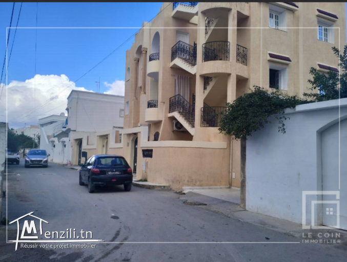 أرض للبيع 157م² في قلب الحمامات تبعد 400 متر على البحر