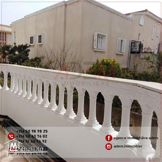 Spacieux étage de villa S3 avec entrée indépendante à Sahloul