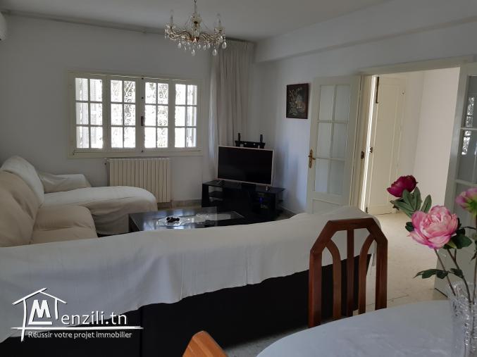 A louer a la marsa corniche un appartement meublé avec jardin