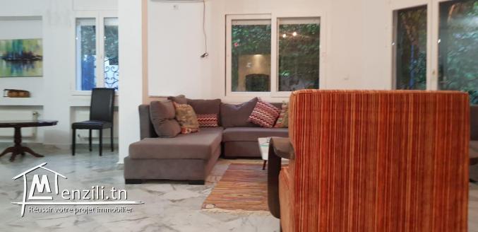 A louer à la marsa rez de chaussé meublé avec jardin