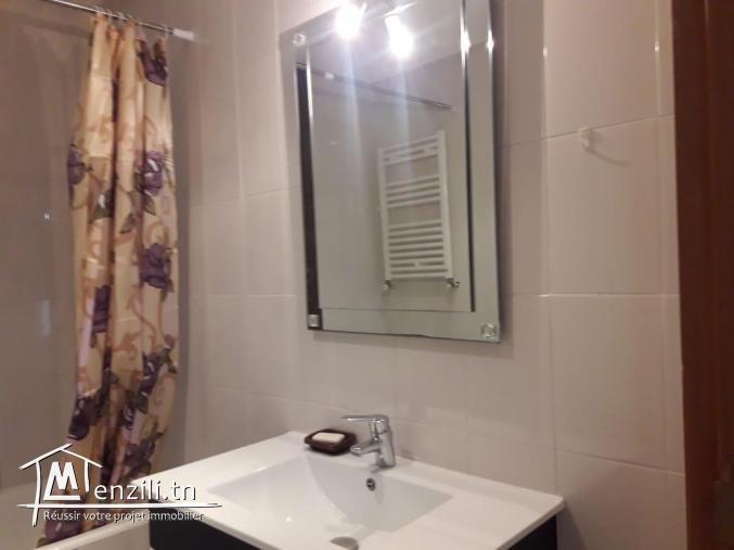 A louer a la marsa petit appartement meublé  très bien situé