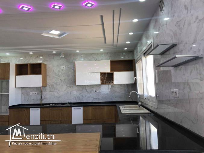 Location appartement S+4 vue mer à la Corniche