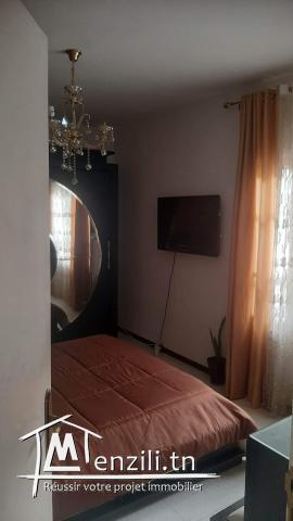 A vendre appartement s+3 très propre, à El Mourouj 1.