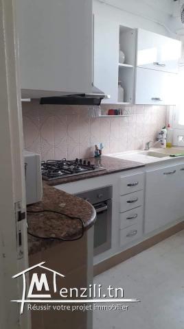 A vendre appartement s+3 très propre, à El Mourouj 1.