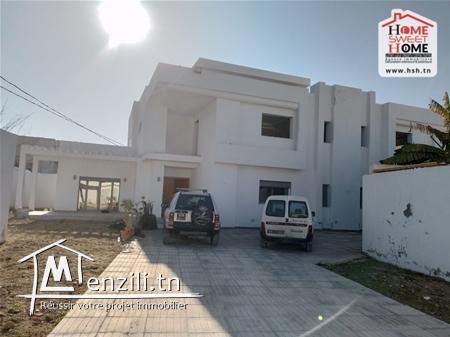 Villa Yara à Vendre à La Soukra