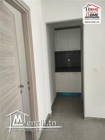 Bureau Angelina à Vendre à Ain Zaghouan