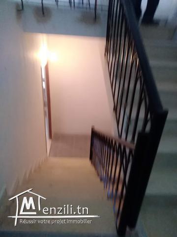 Maison a vendre 3 étages séparés à el Mnihla