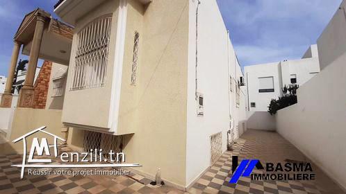 Une villa à vendre située à Sahloul