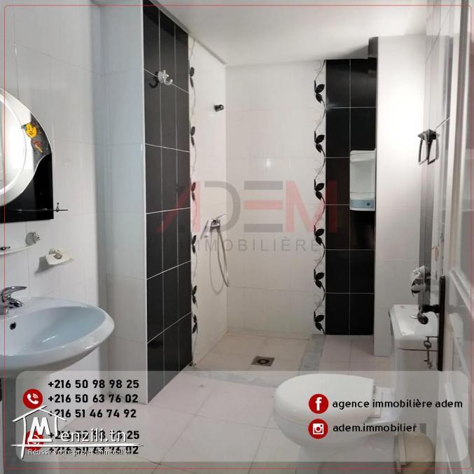 Etage de villa S3 avec place parking à Sahloul