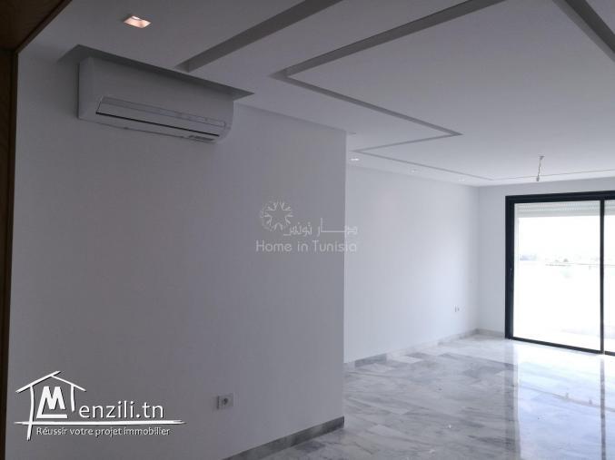 A vendre appartement S+3 à Cité la Caserne